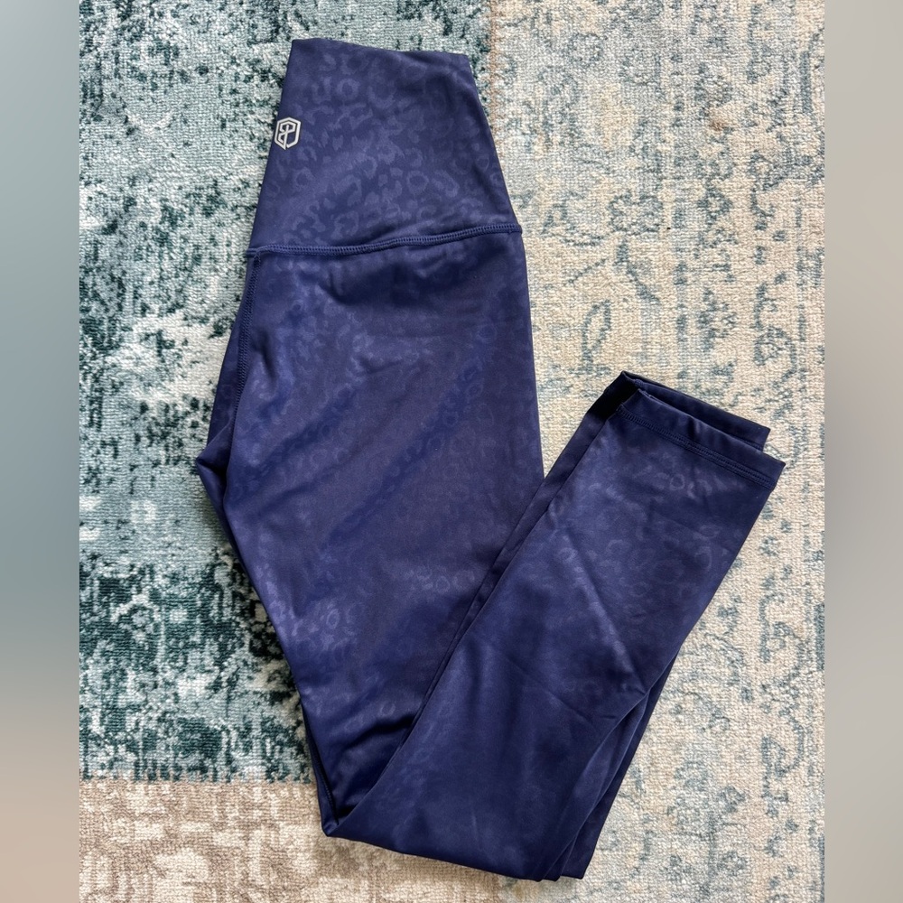 Born Primitive Navy Leggings